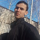 Знакомства: Максим, 25 лет, Киев