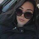 Знакомства: Есения, 29 лет, Тюмень