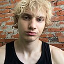 Знакомства: Максим, 19 лет, Биробиджан