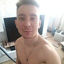 Знакомства: Виктор, 26 лет, Горнозаводск