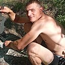Знакомства: Алексей, 32 года, Усолье-Сибирское