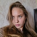 Знакомства: Мила, 18 лет, Москва