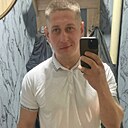 Знакомства: Макс, 35 лет, Сарапул