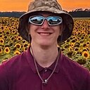 Знакомства: Вадим, 18 лет, Киев