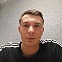 Знакомства: Валерий, 28 лет, Сараи