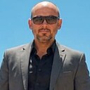 Знакомства: Ден, 39 лет, Чолпон-Ата