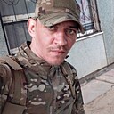Знакомства: Виктор, 36 лет, Сургут
