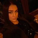 Знакомства: Ксения, 35 лет, Омск