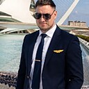 Знакомства: Sztrati Ionut, 28 лет, Roman