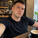 Знакомства: Максим, 24 года, Киев