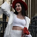 Знакомства: Уля, 25 лет, Санкт-Петербург