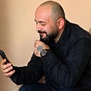 Знакомства: Gio, 27 лет, Батуми