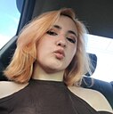 Знакомства: Ася, 21 год, Тюмень