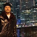 Знакомства: Арсений, 31 год, Барнаул