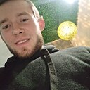 Знакомства: Валентин, 26 лет, Актобе