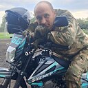 Знакомства: Ярик, 34 года, Обь