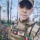 Знакомства: Виктор, 26 лет, Краснознаменск