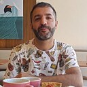 Знакомства: Рамиль, 37 лет, Евпатория