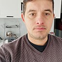 Знакомства: Эльвис, 40 лет, Симферополь