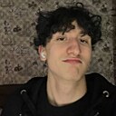 Знакомства: Иван, 19 лет, Глазов