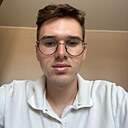 Знакомства: Adrian, 18 лет, Timișoara