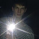 Знакомства: Руслан, 19 лет, Сарапул