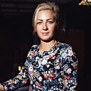 Знакомства: Анастасия, 37 лет, Омск