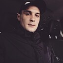 Знакомства: Виктор, 32 года, Артем
