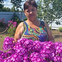 Знакомства: Ирина, 60 лет, Великий Новгород