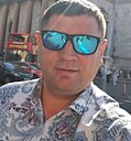 Знакомства: Юрий, 43 года, Губкин