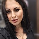 Знакомства: Елена, 35 лет, Урюпинск
