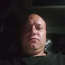 Знакомства: Виктор, 32 года, Ужур