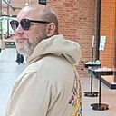 Знакомства: Krzysiek, 37 лет, Варшава
