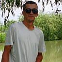 Знакомства: Игорь, 27 лет, Елабуга