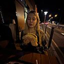 Знакомства: Настя, 22 года, Калуга