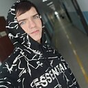 Знакомства: Борис, 18 лет, Русская Поляна