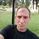 Знакомства: Давид, 41 год, Гагра