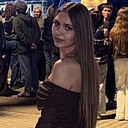 Знакомства: Виктория, 18 лет, Санкт-Петербург