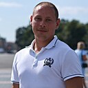 Знакомства: Юрий, 28 лет, Вологда