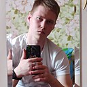 Знакомства: Валентин, 24 года, Тюмень