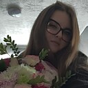 Знакомства: Ксения, 25 лет, Владивосток