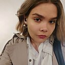 Знакомства: Полина, 22 года, Москва