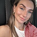 Знакомства: Анна, 32 года, Санкт-Петербург