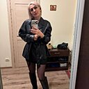Знакомства: Olesia, 41 год, Екатеринбург