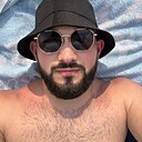 Знакомства: Robert, 29 лет, Катовице