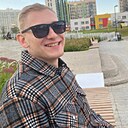 Знакомства: Иван, 27 лет, Новониколаевский