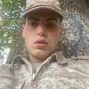 Знакомства: Artem, 20 лет, Севастополь