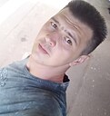 Знакомства: Лёшик, 38 лет, Снежное