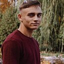 Знакомства: Максим, 22 года, Орел