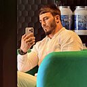 Знакомства: Эмильхан, 27 лет, Москва